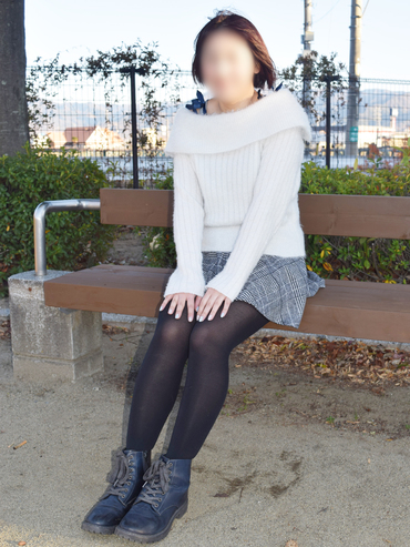 bs-1970431-370x493.jpg