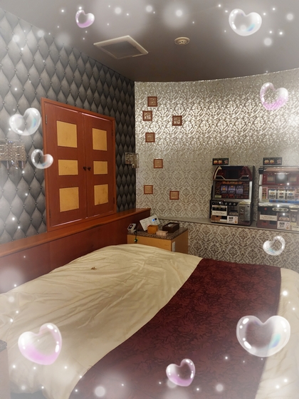 26-10-24-18-35-24-272_deco.jpg