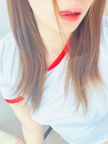 みい