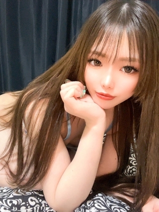 momo-2189599