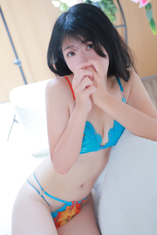 ayumi-2177713